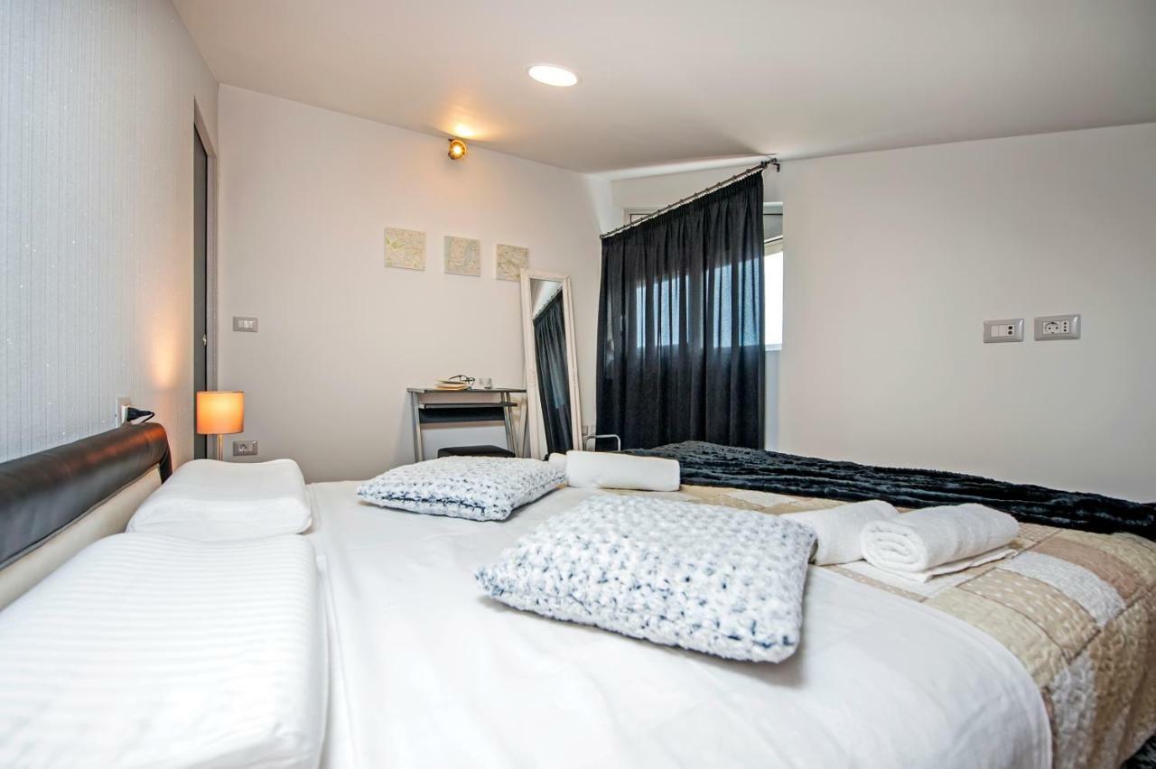 Lakovich Sea View Apartments Rovinj Exteriér fotografie
